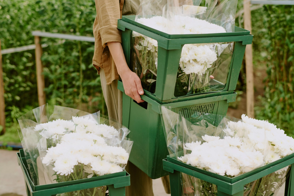 client-fleuriste-choix-bouquet